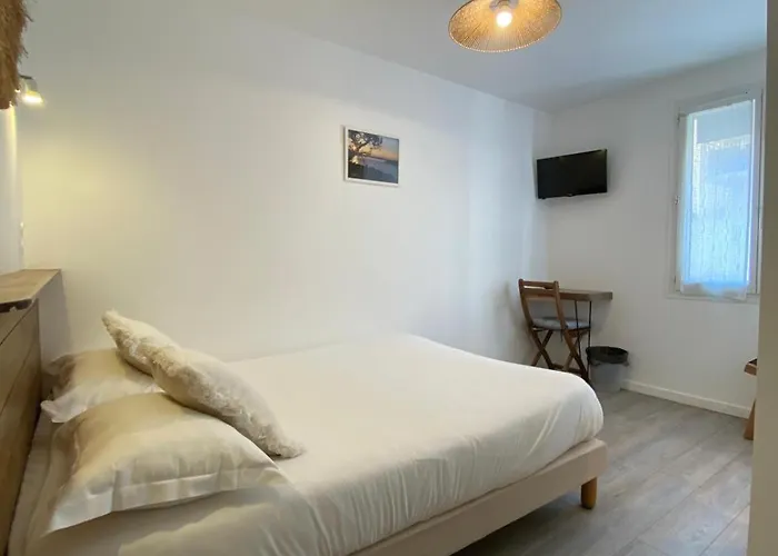 L'oustaou 2* Ле-Лаванду