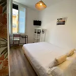 Hotel L'oustaou Le Lavandou