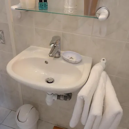 Hotel L'oustaou Le Lavandou