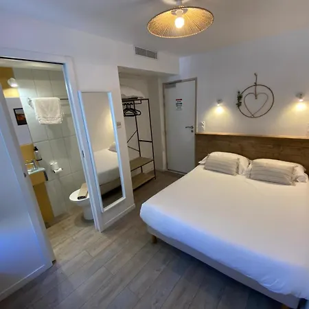 L'oustaou מלון לה לבאנדו