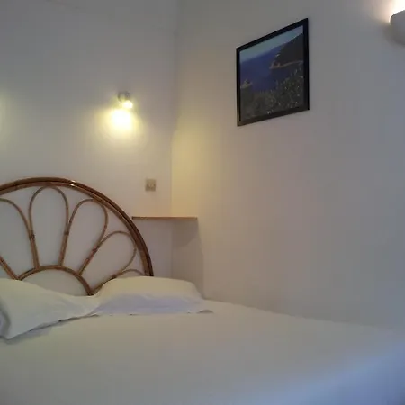 Hotel L'oustaou Le Lavandou