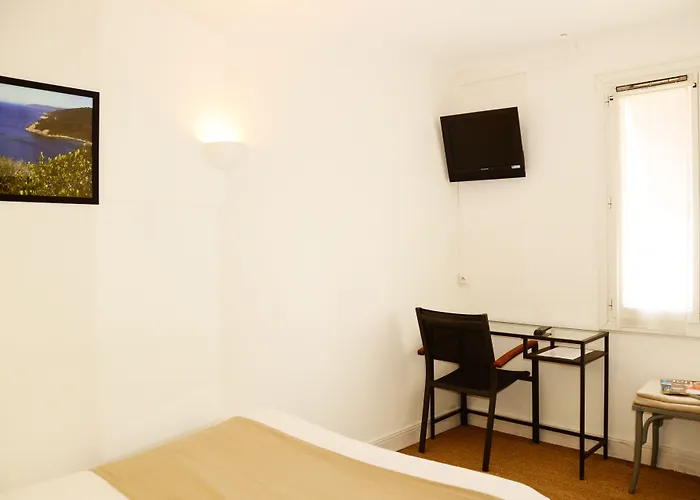 L'oustaou Szálloda Le Lavandou