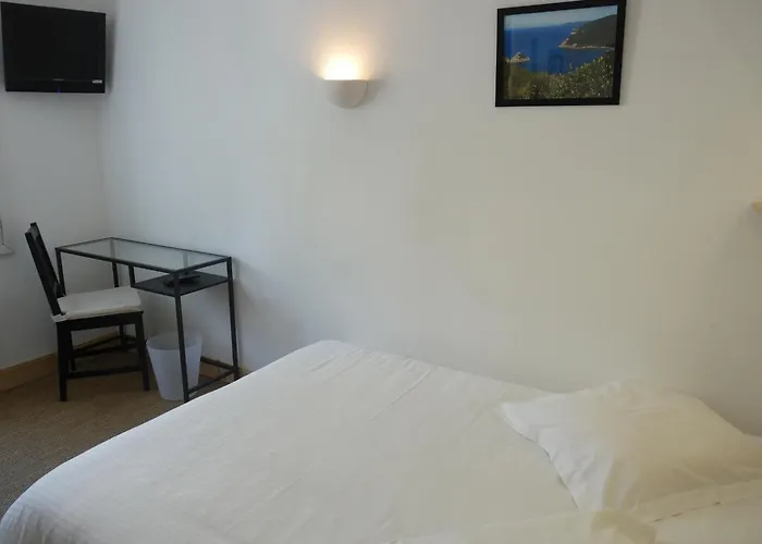 Szálloda L'oustaou Le Lavandou