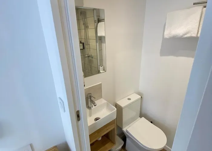 מלון L'oustaou 2*