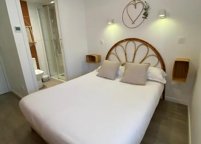 L'oustaou מלון לה לבאנדו