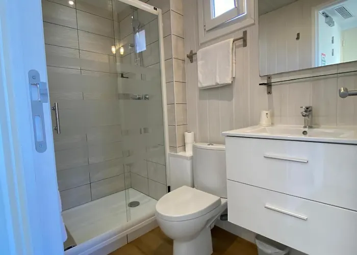 L'oustaou 2* לה לבאנדו