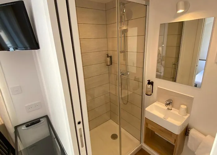 L'oustaou מלון לה לבאנדו