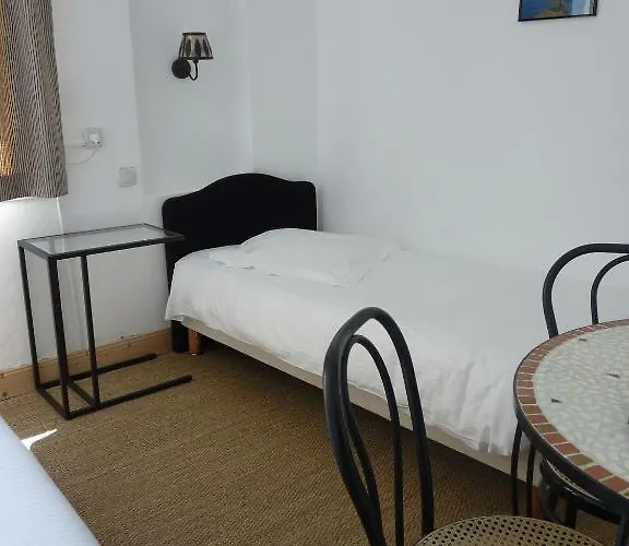 L'oustaou Szálloda Le Lavandou